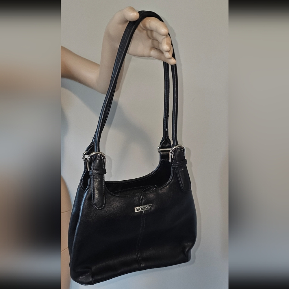 Kounty Black Leather Shoulder Bag